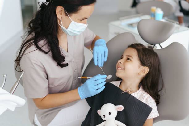 Best Broken or Chipped Tooth Repair in Mapleton, ND